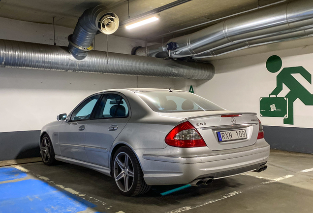 Mercedes-Benz E 63 AMG