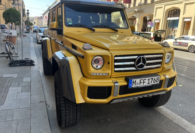 Mercedes-Benz G 500 4X4²