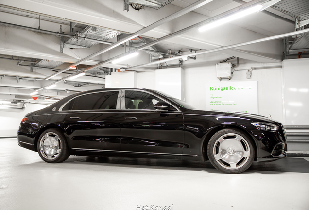 Mercedes-Maybach S 680 X223