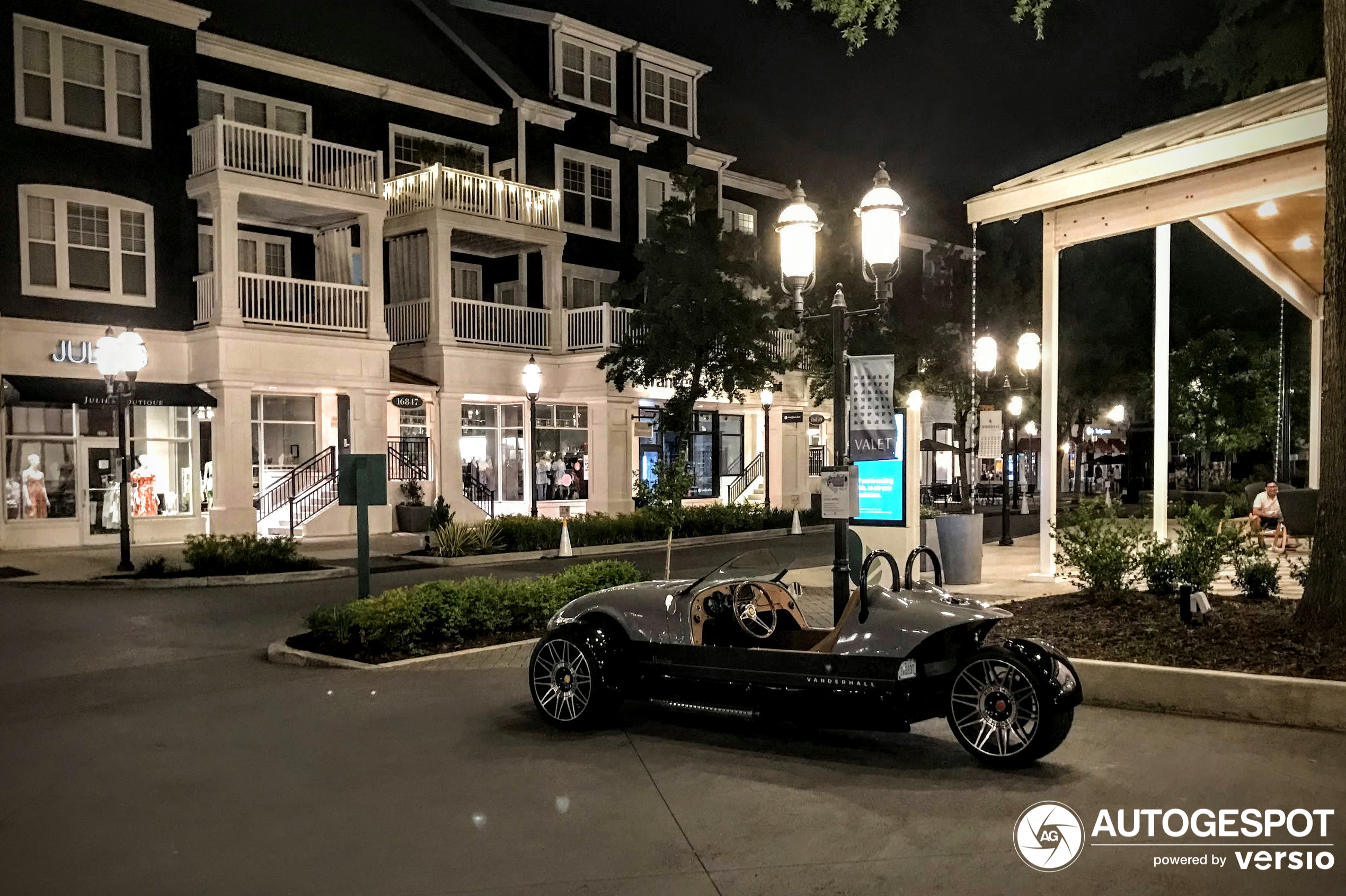 Vanderhall Venice