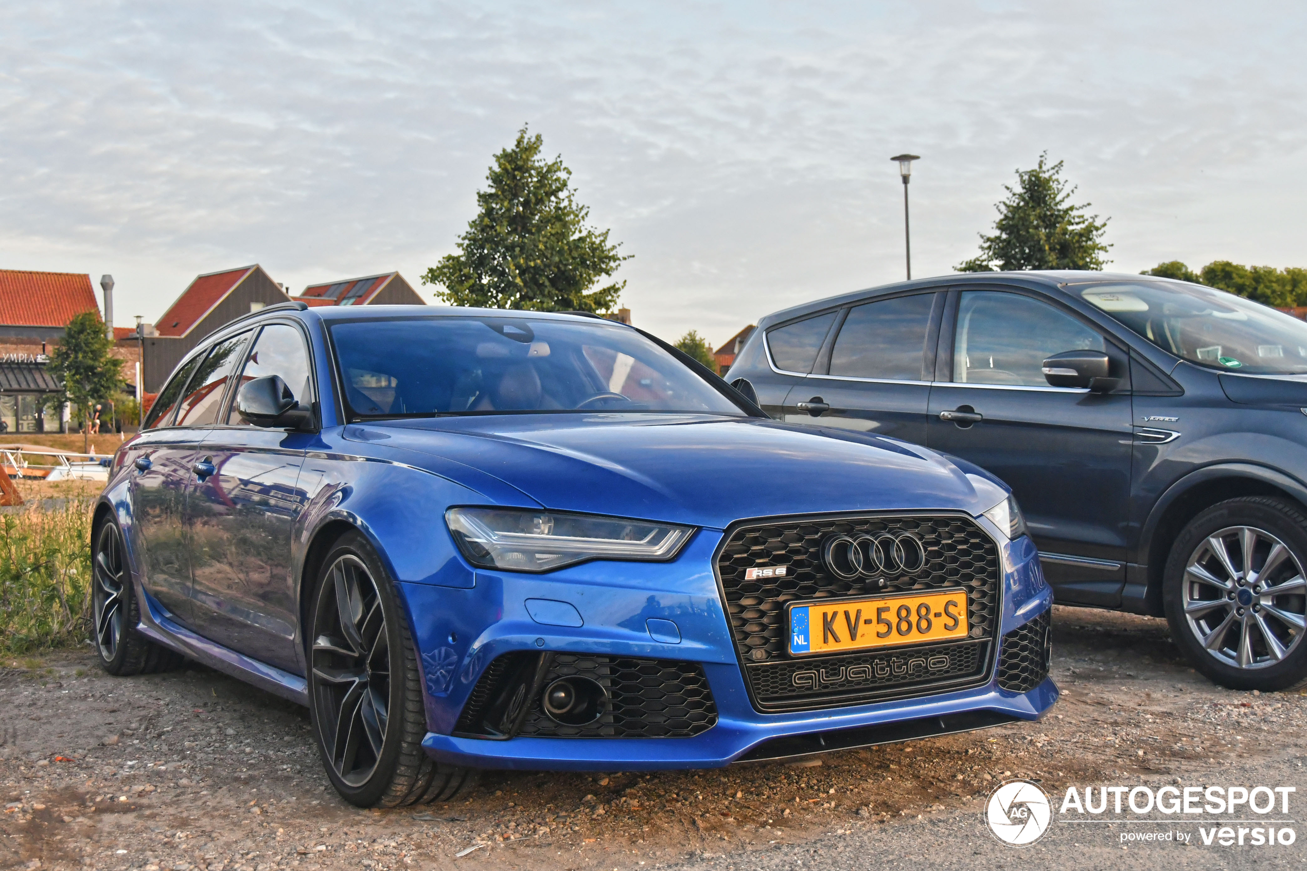 Audi RS6 Avant C7 2015