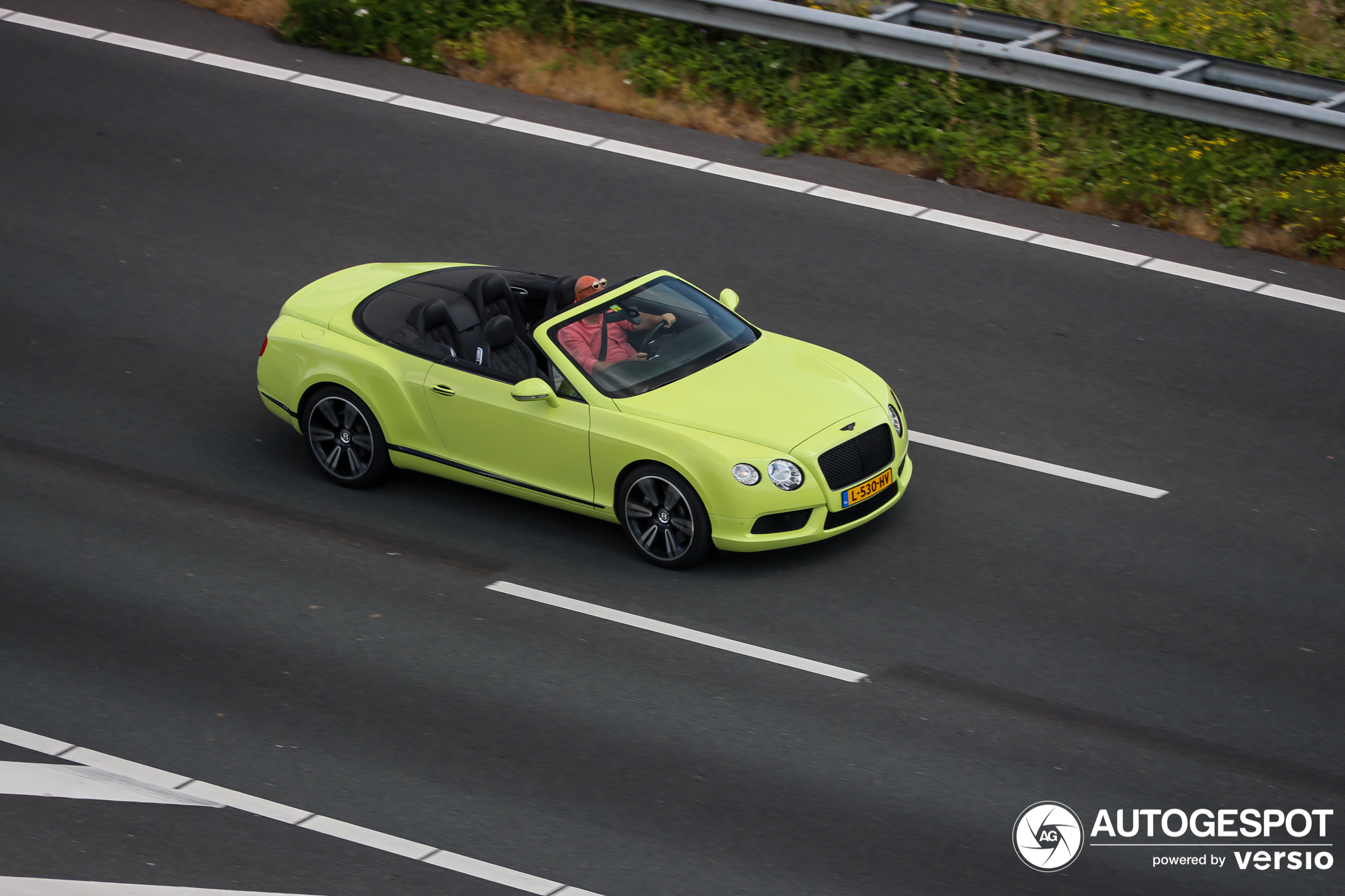 Bentley Continental GTC V8