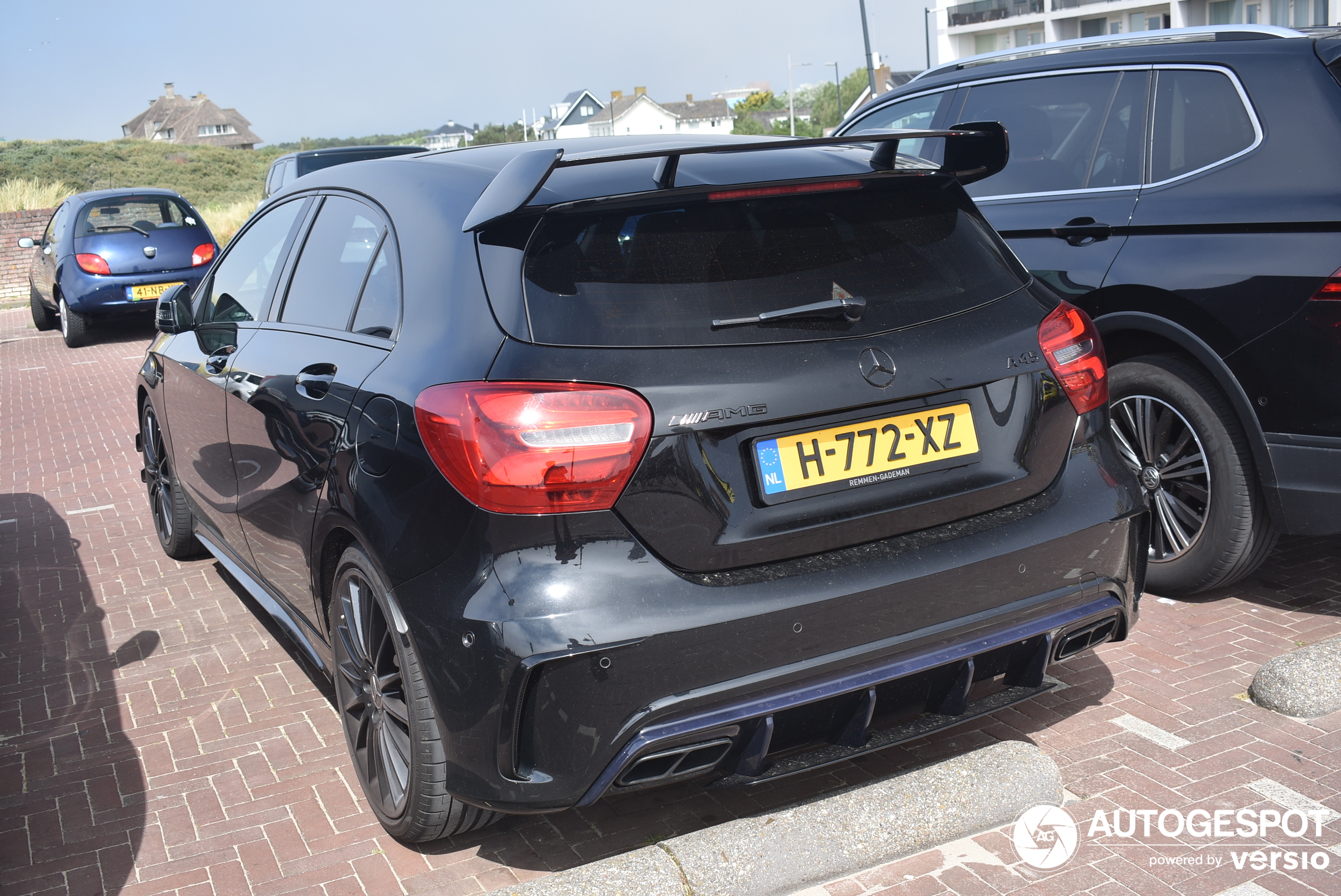 Mercedes-AMG A 45 W176 2015