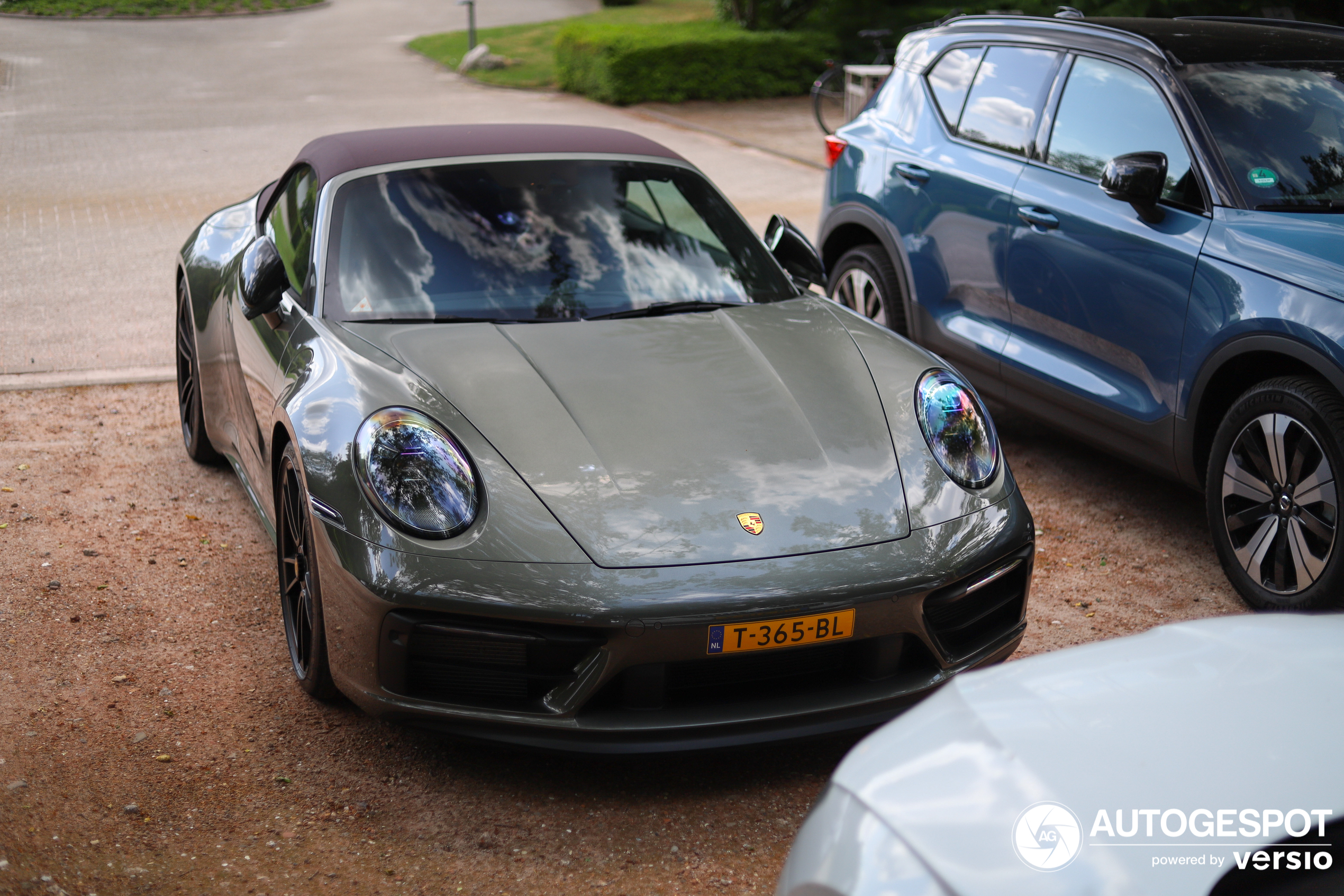 Porsche 992 Carrera 4 GTS Cabriolet