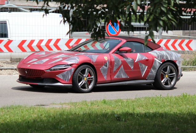 Ferrari Roma Spider