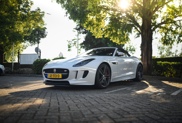 Jaguar F-TYPE S Convertible British Design Edition