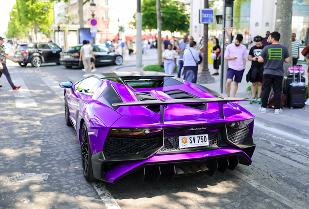 Lamborghini Aventador LP750-4 SuperVeloce Roadster