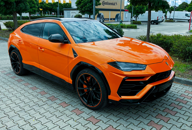 Lamborghini Urus