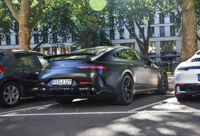 Mercedes-AMG GT 63 S X290