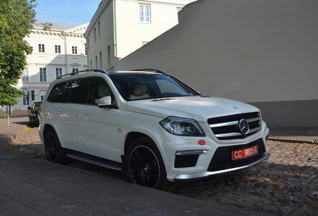 Mercedes-Benz GL 63 AMG X166