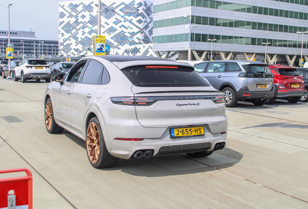 Porsche Cayenne Coupé Turbo S E-Hybrid