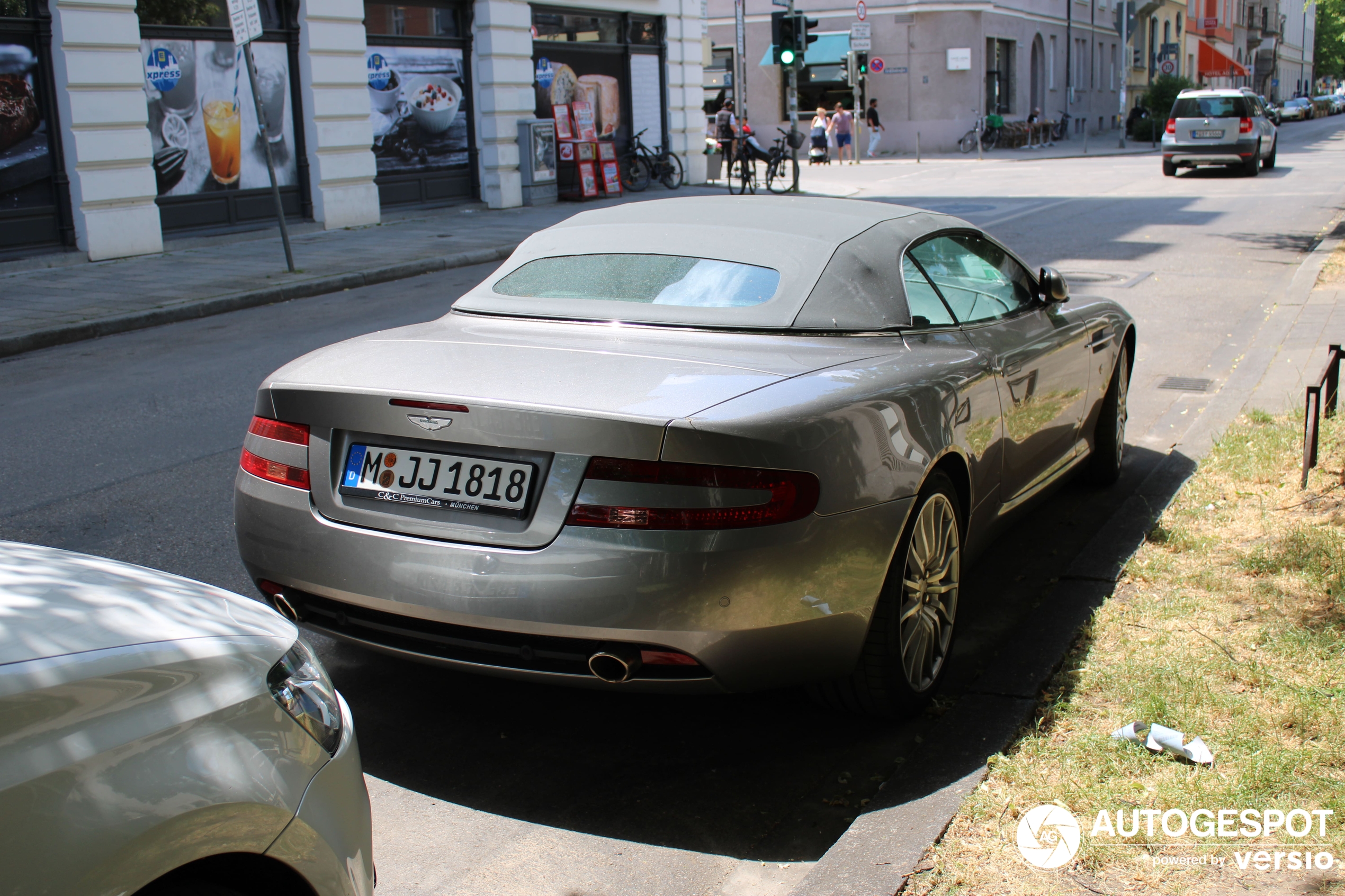 Aston Martin DB9 Volante