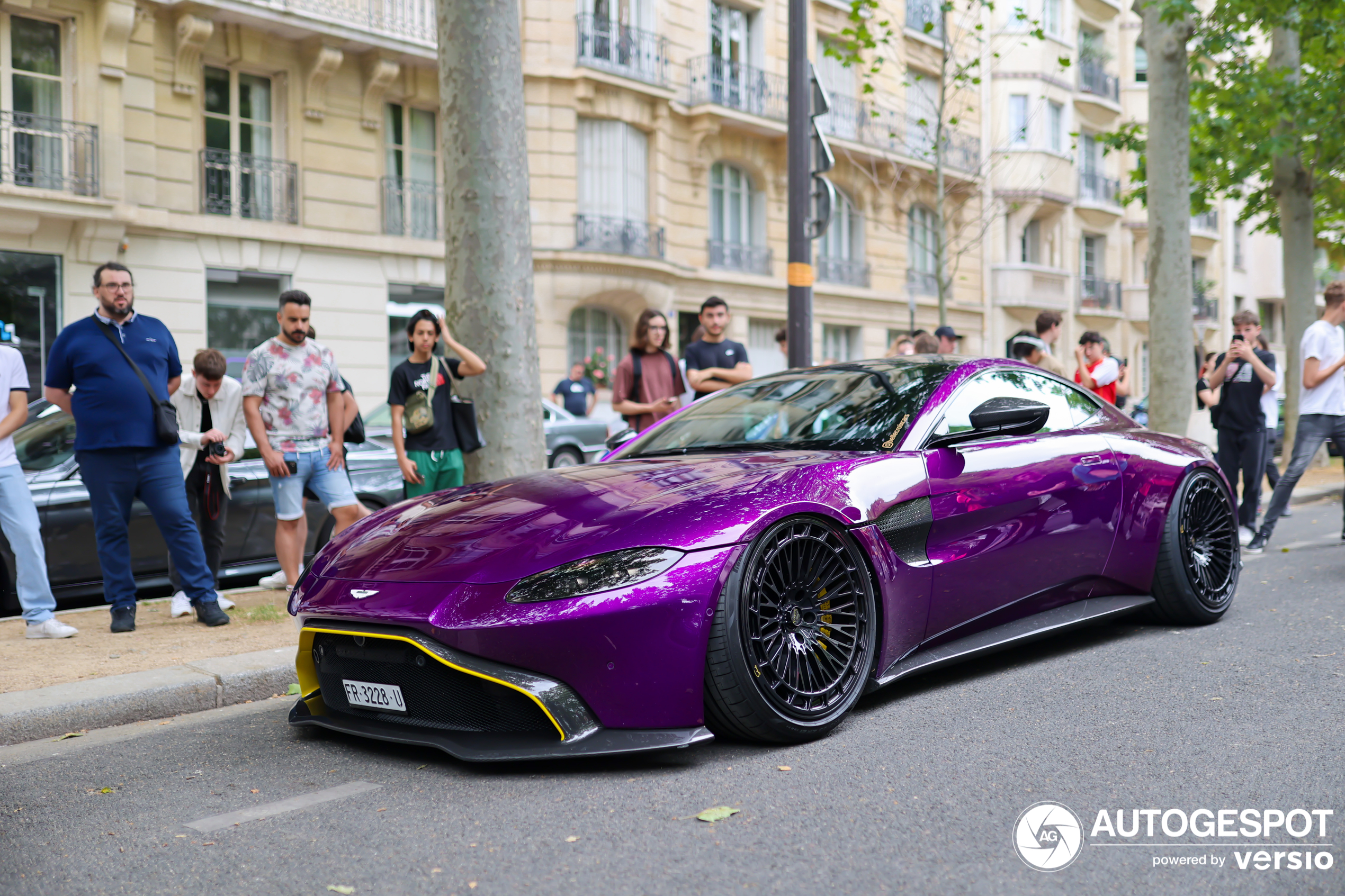 Aston Martin V8 Vantage 2018