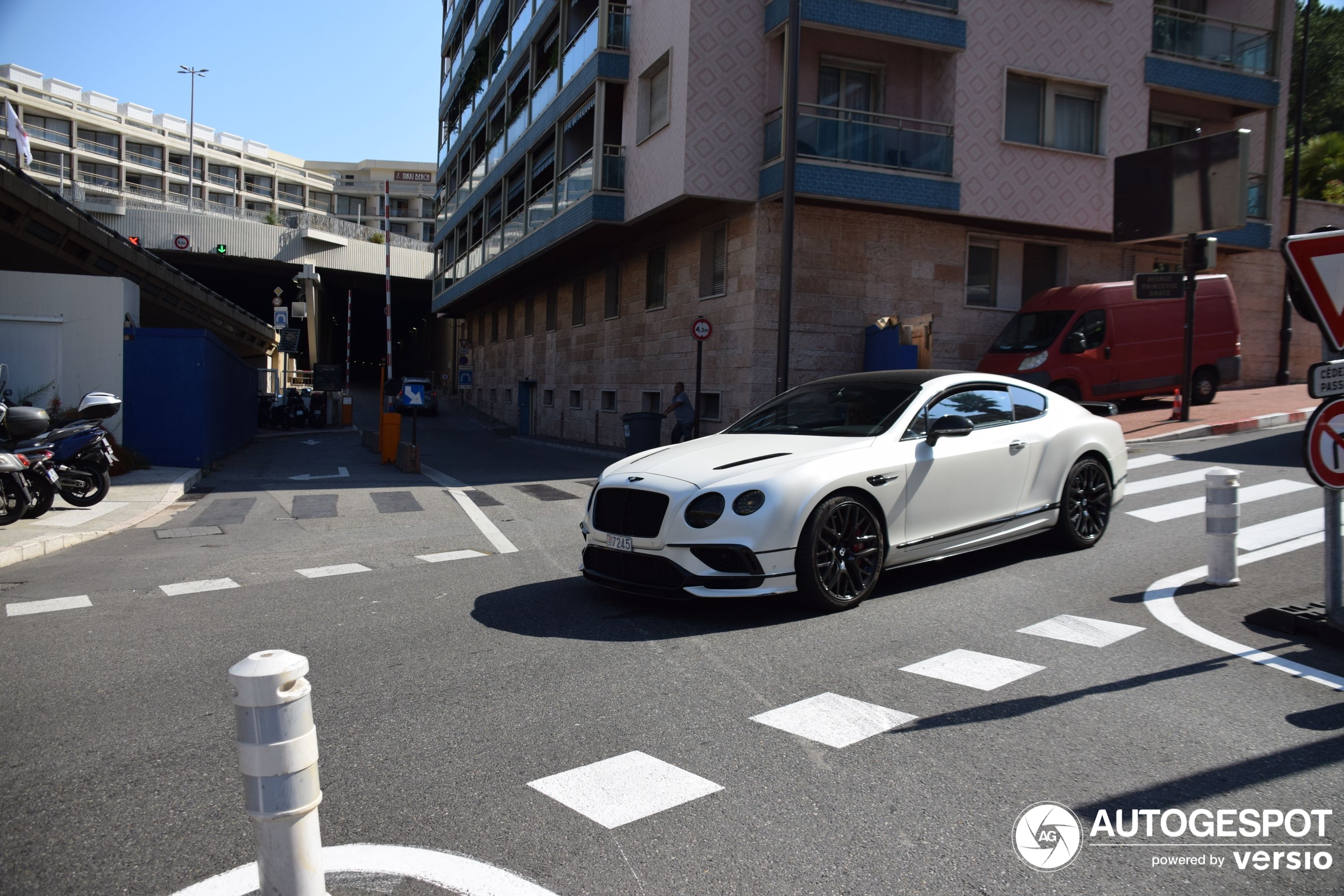 Bentley Continental Supersports Coupé 2018