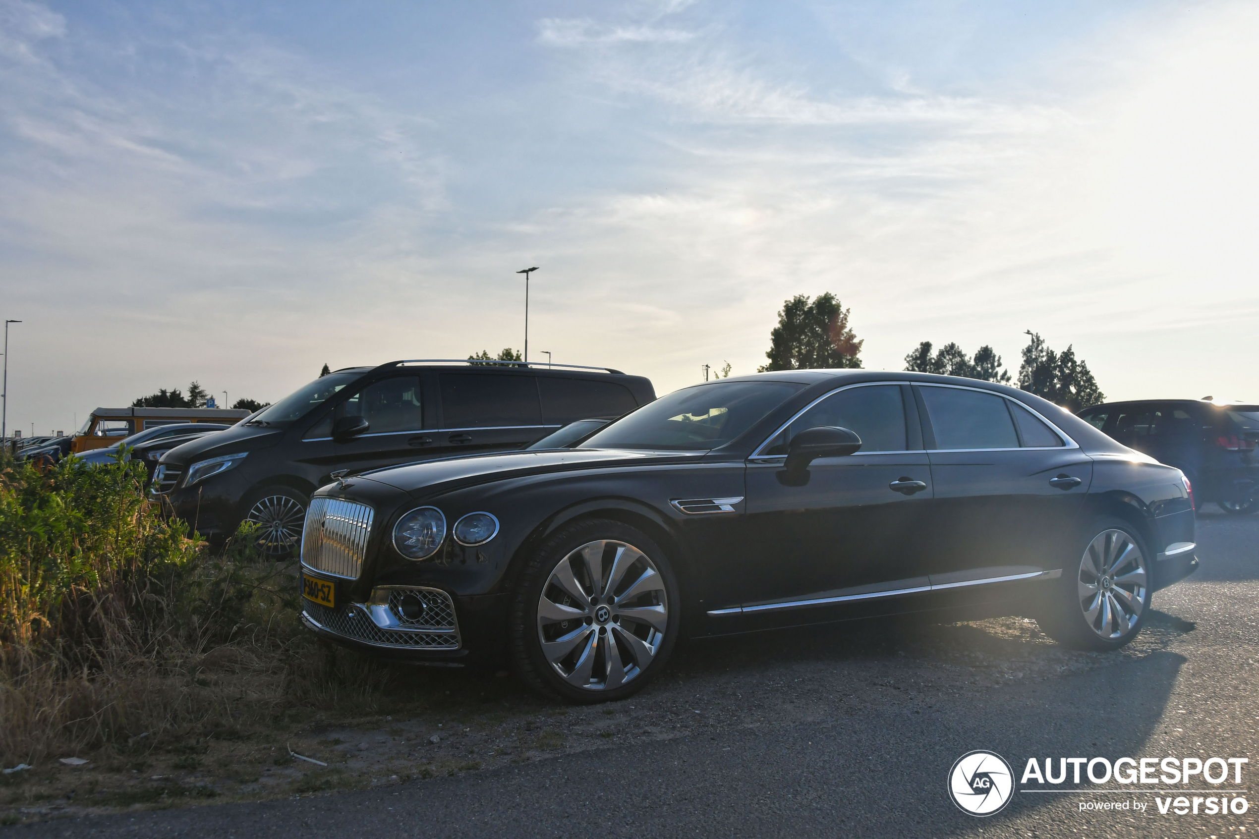 Bentley Flying Spur V8 2021