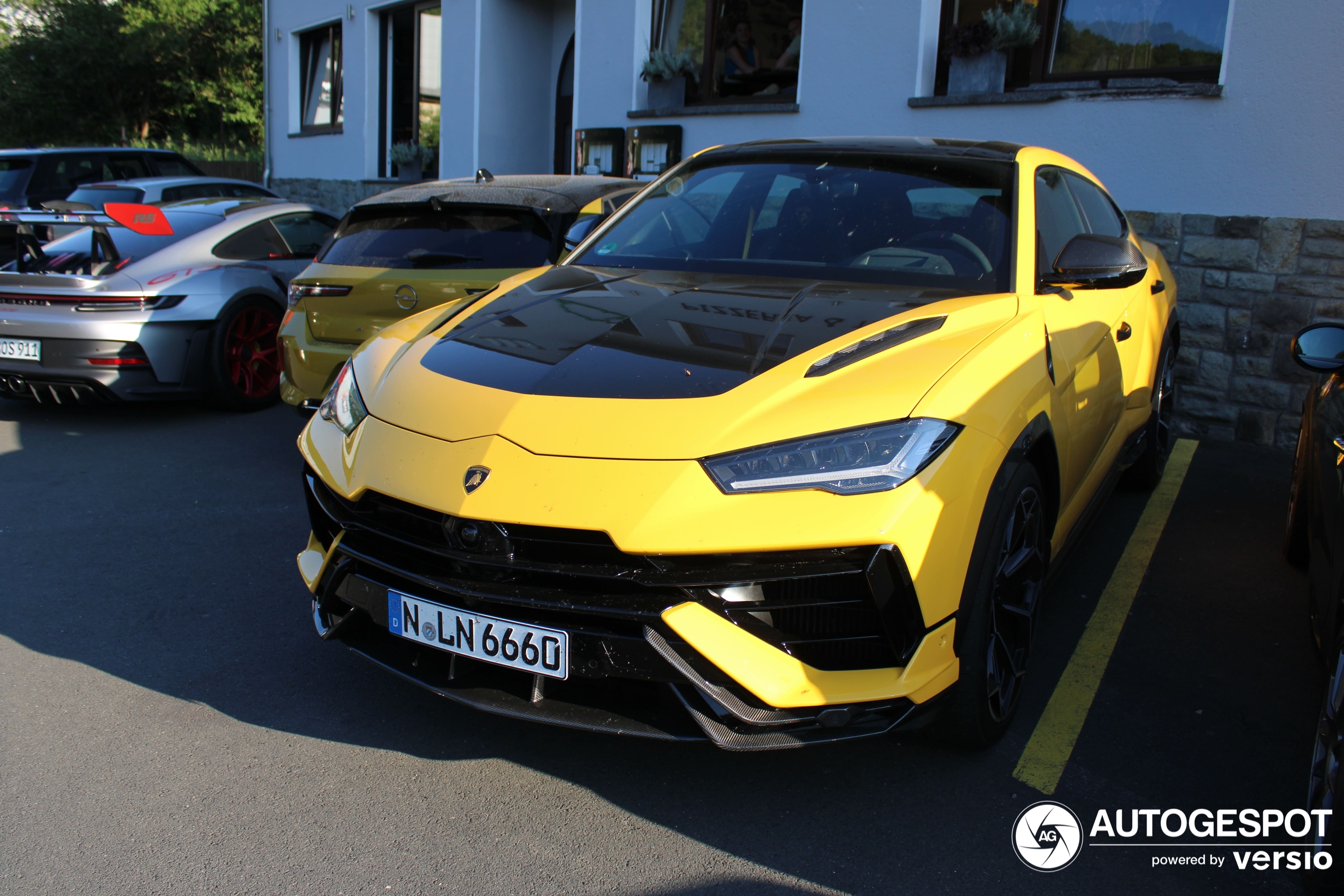 Lamborghini Urus Performante