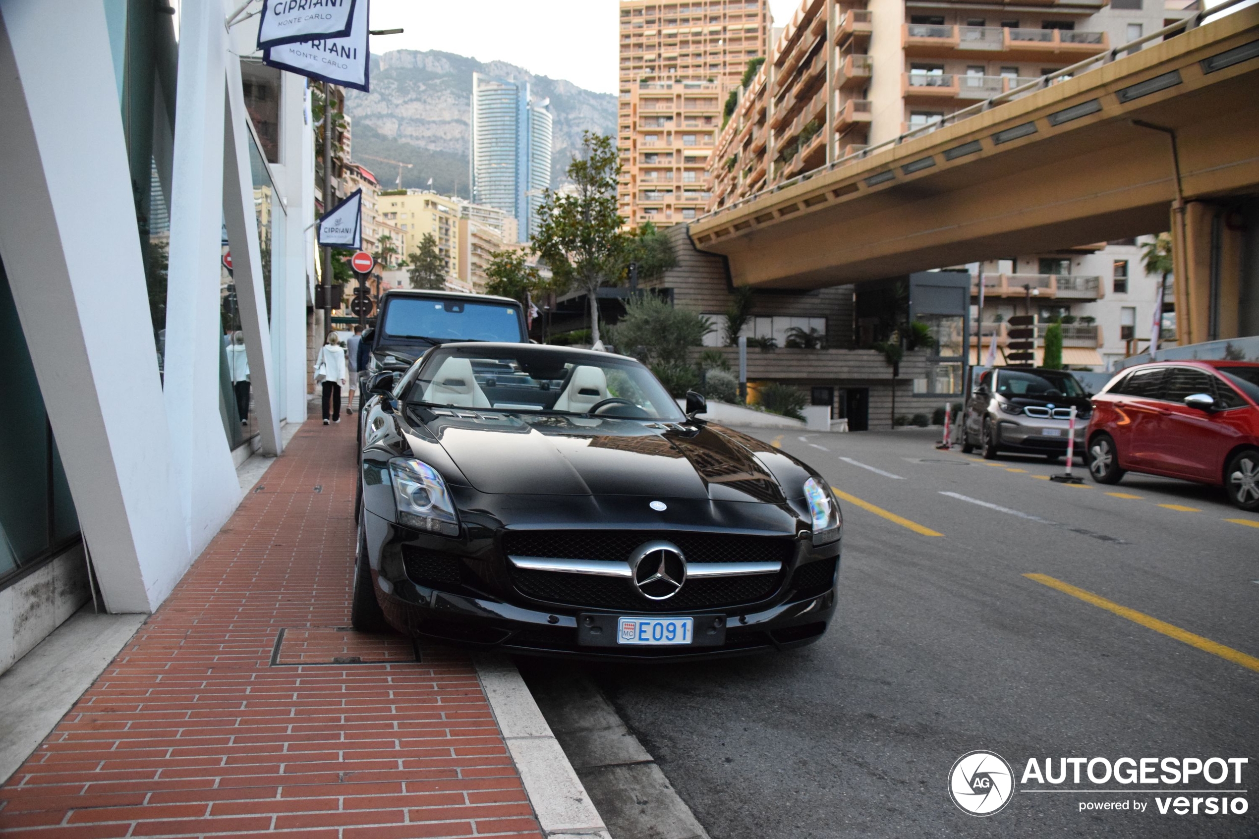 Mercedes-Benz SLS AMG Roadster