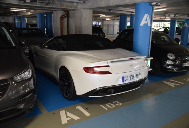 Aston Martin Vanquish Volante