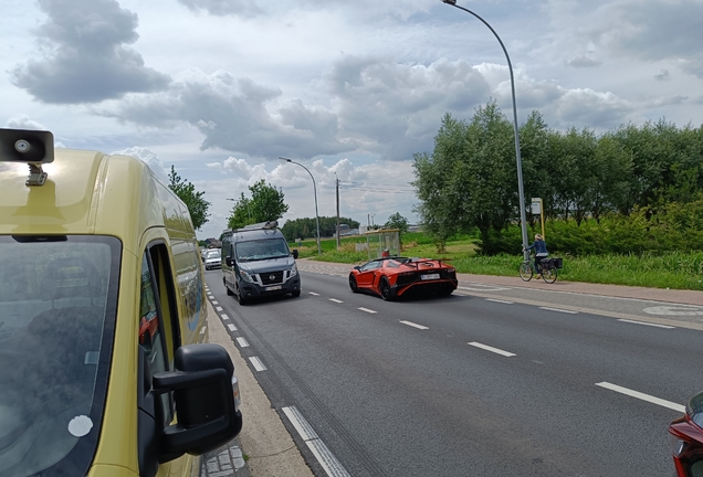 Lamborghini Aventador LP750-4 SuperVeloce Roadster