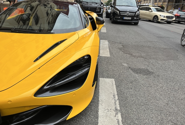 McLaren 720S Spider