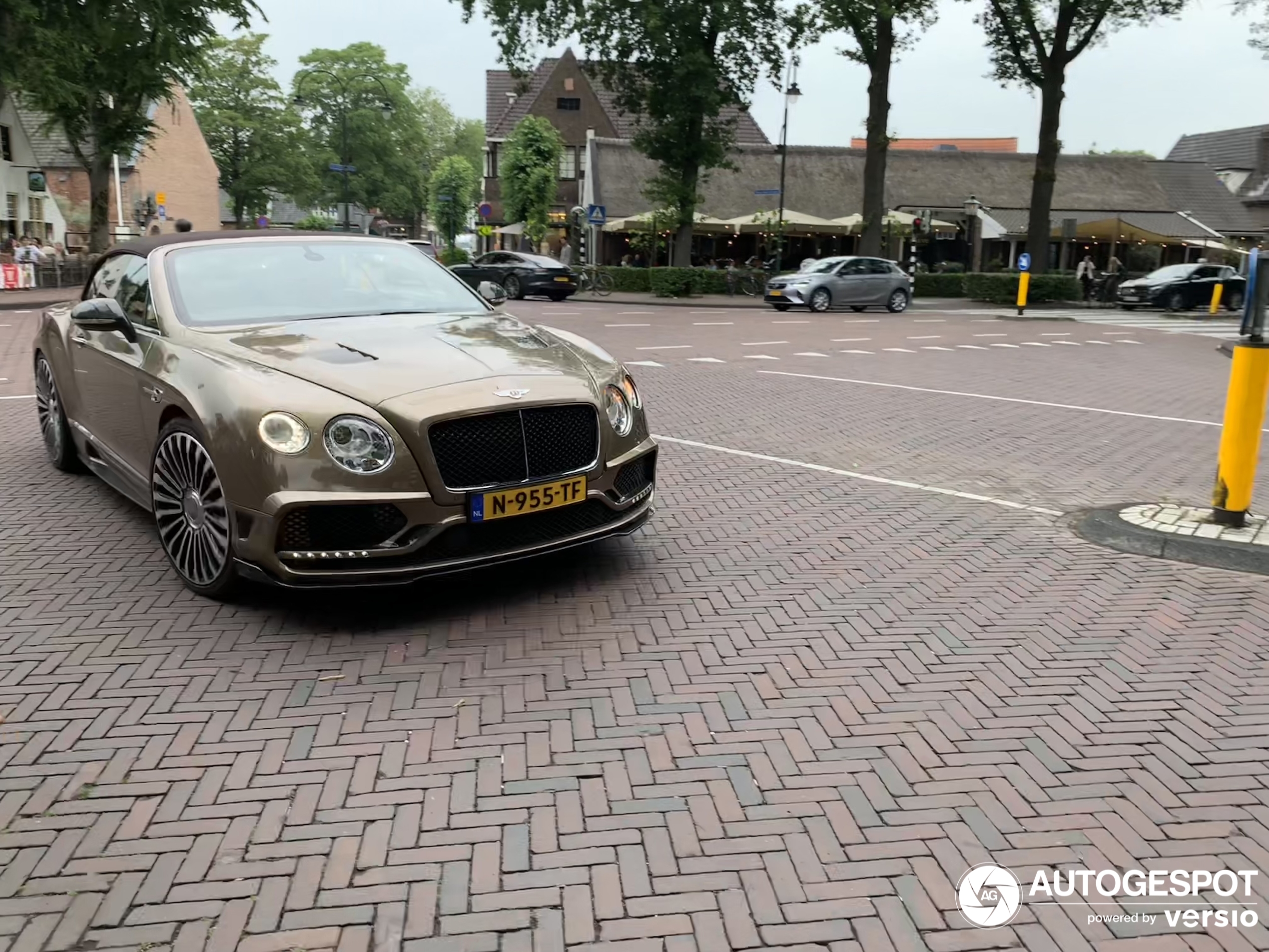 Bentley Mansory Continental GTC V8