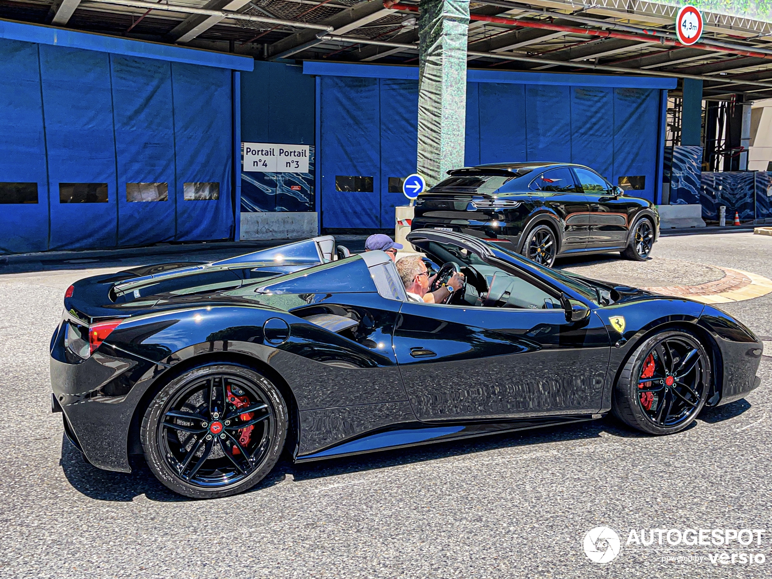 Ferrari 488 Spider