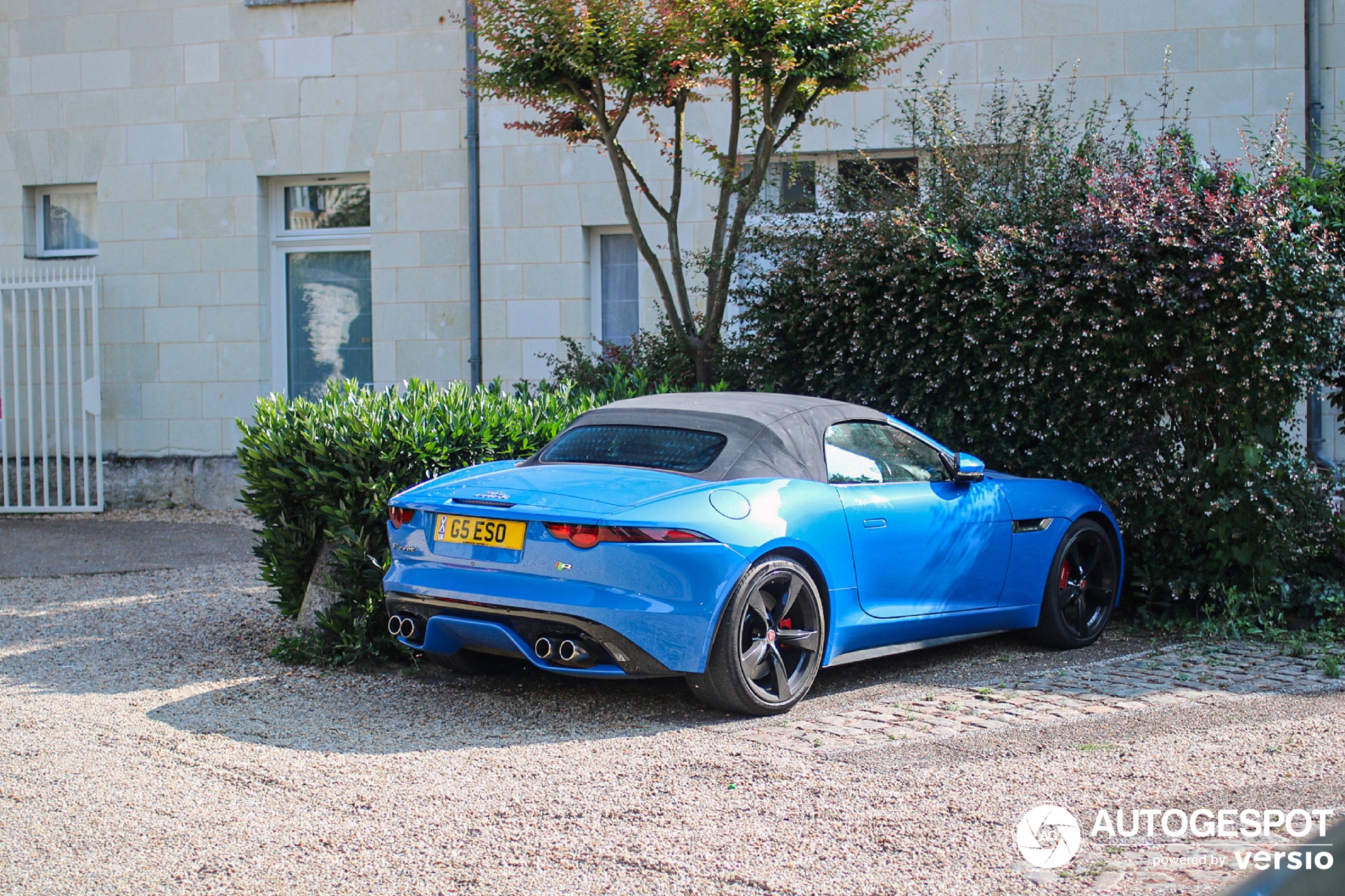 Jaguar F-TYPE R Convertible 2017