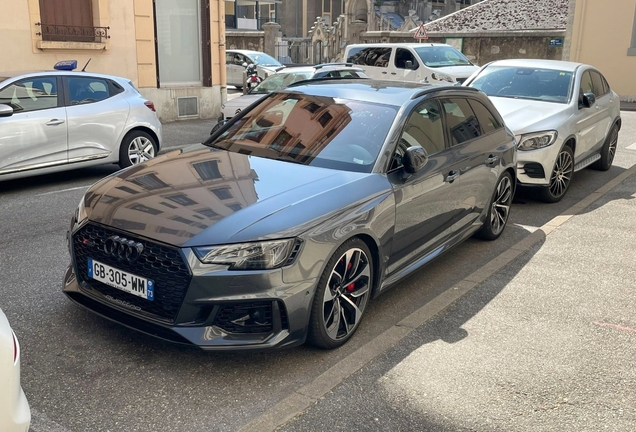 Audi RS4 Avant B9