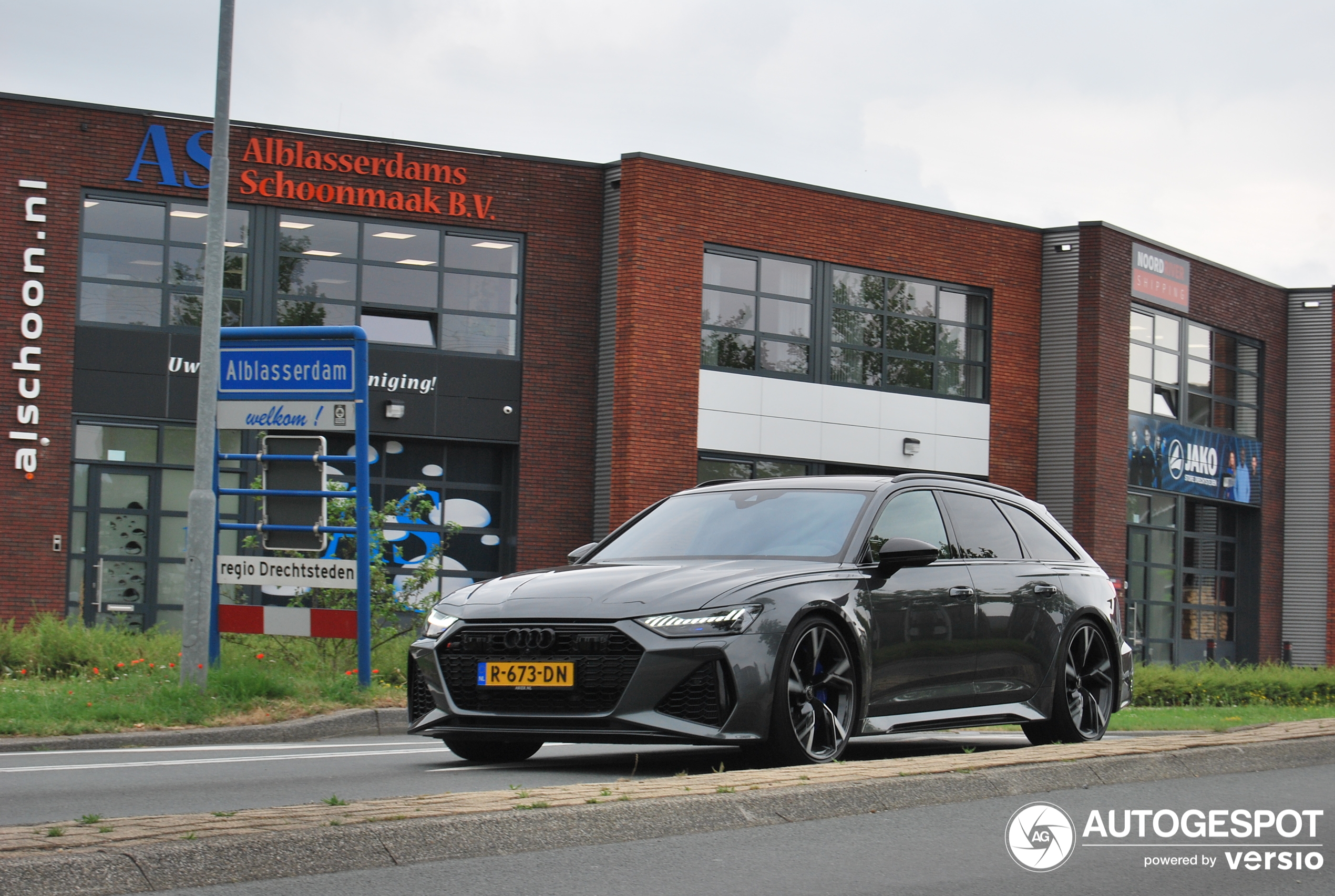 Audi RS6 Avant C8