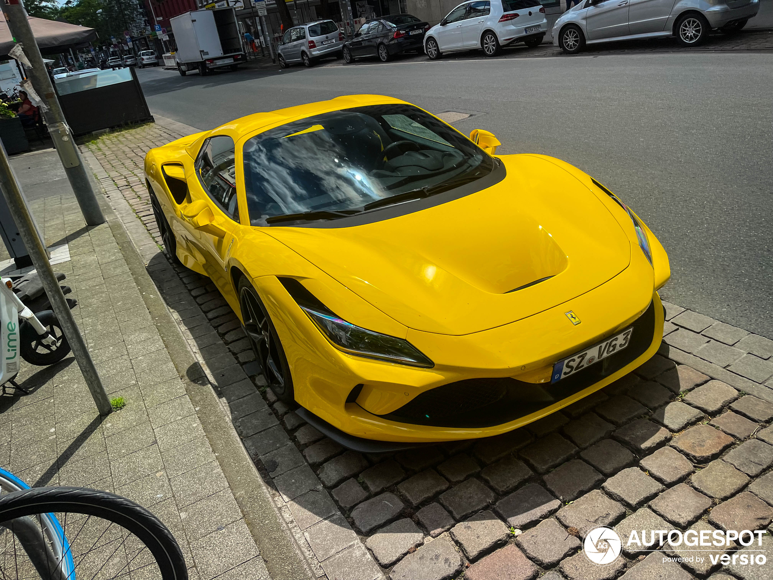 Ferrari F8 Spider