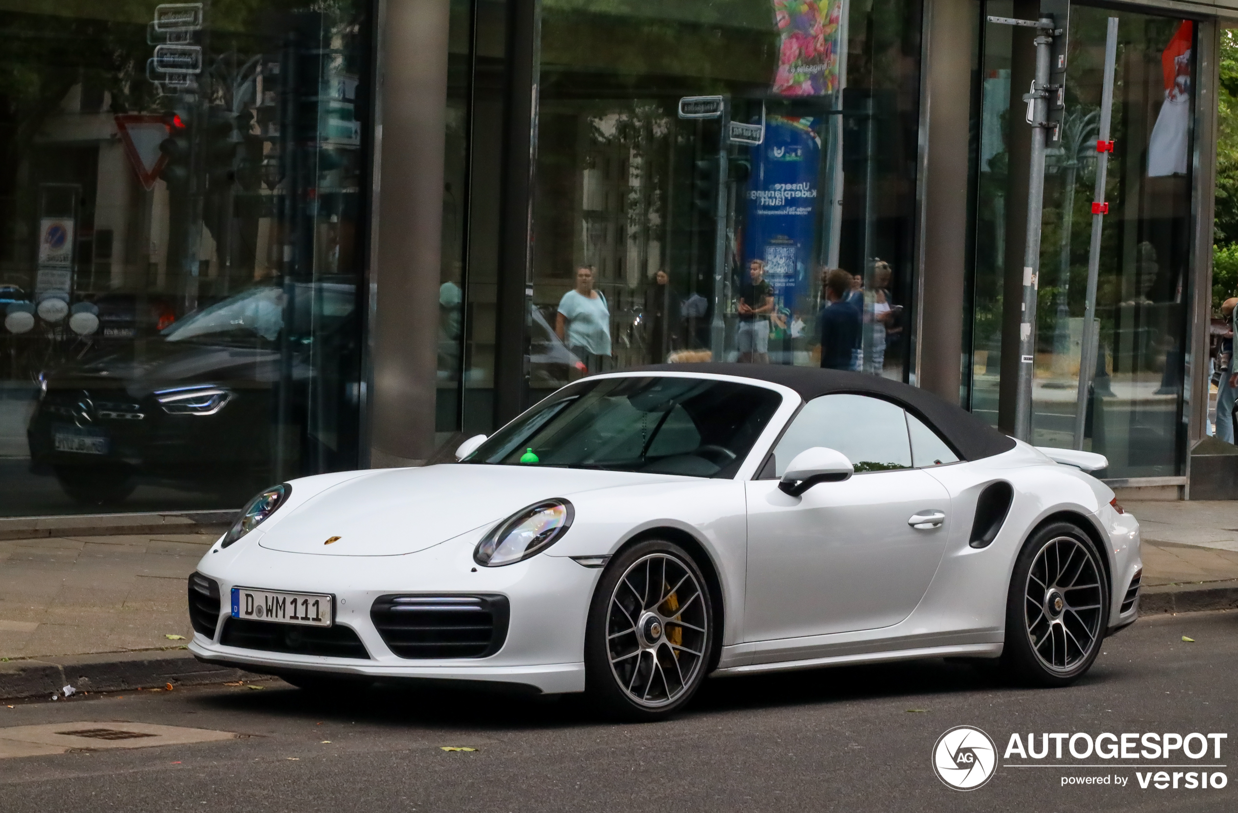 Porsche 991 Turbo S Cabriolet MkII