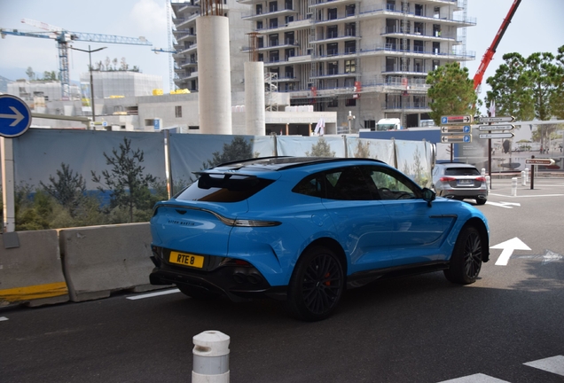 Aston Martin DBX707