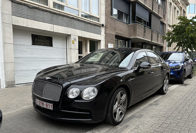 Bentley Flying Spur V8