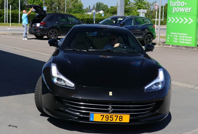 Ferrari GTC4Lusso