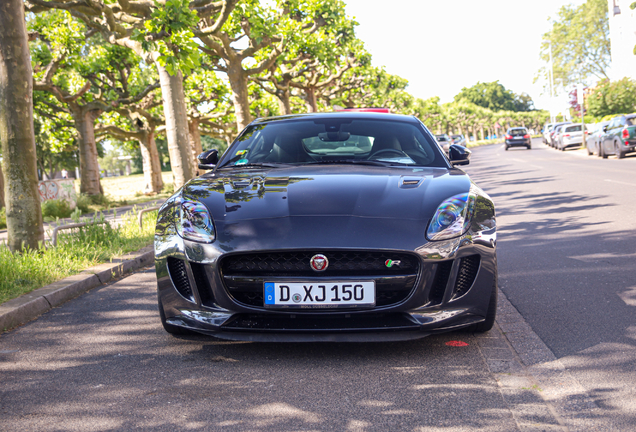 Jaguar F-TYPE R AWD Coupé