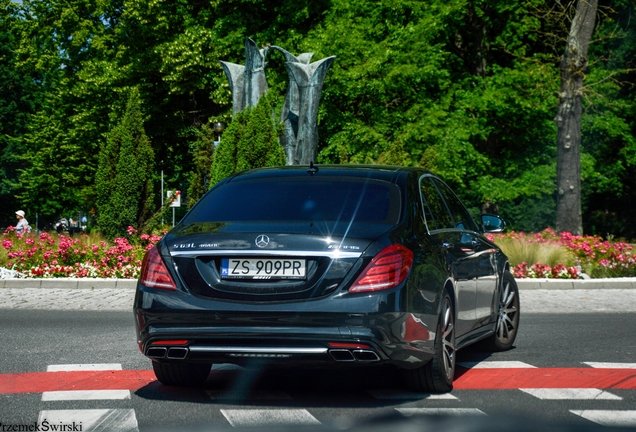 Mercedes-Benz S 63 AMG V222