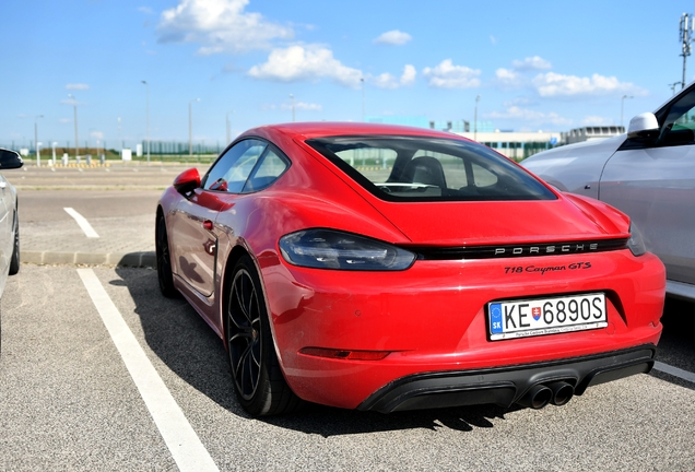 Porsche 718 Cayman GTS