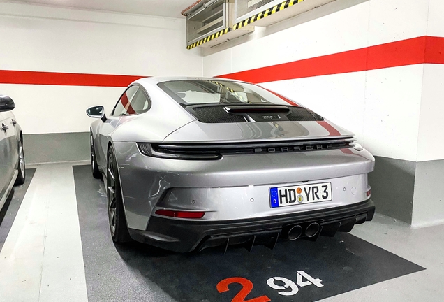 Porsche 992 GT3 Touring