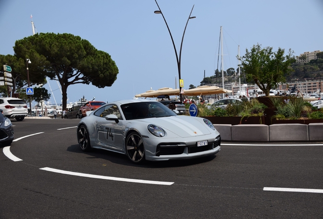 Porsche 992 Sport Classic