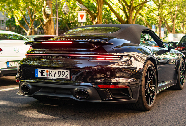 Porsche 992 Turbo S Cabriolet