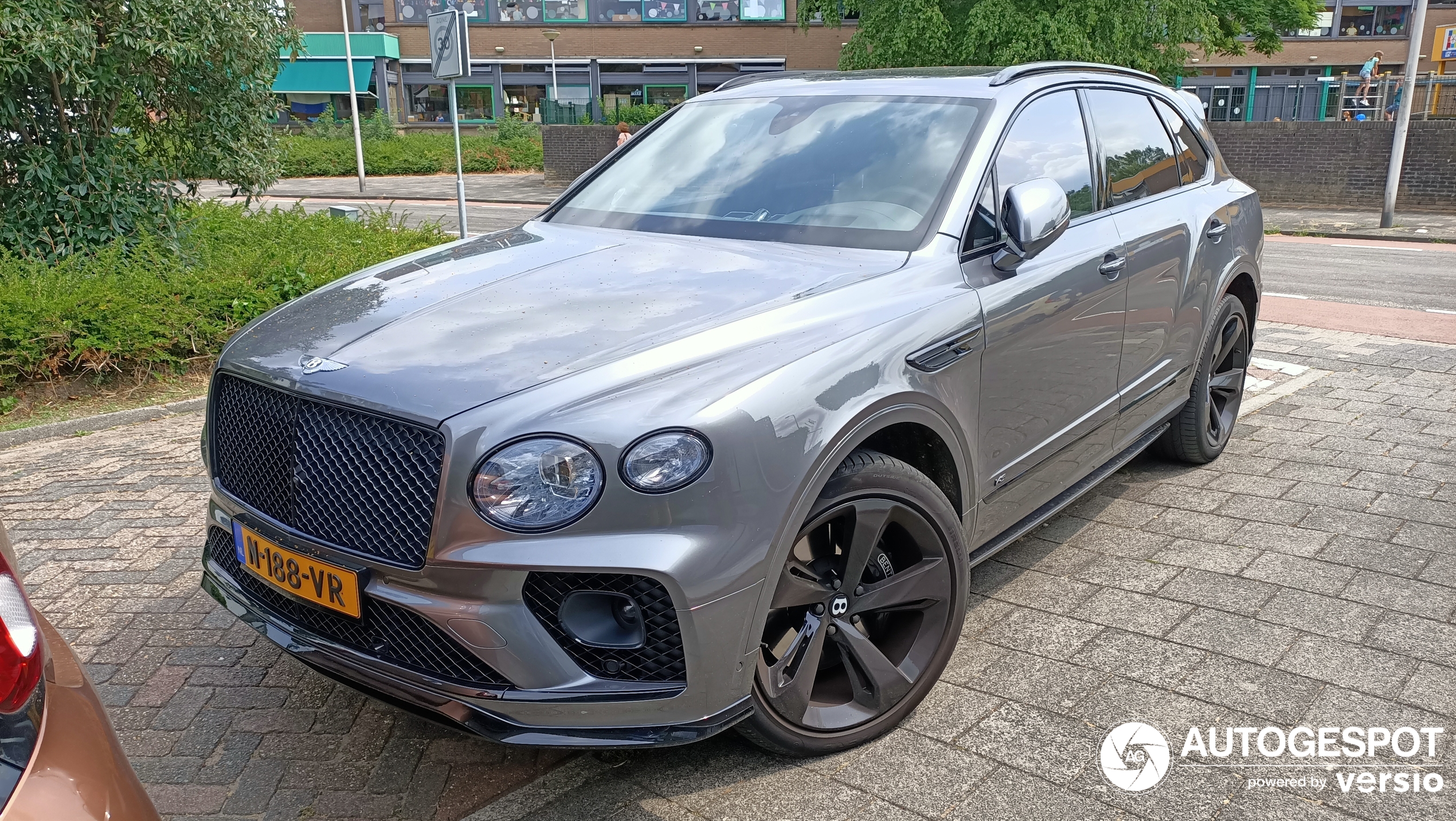 Bentley Bentayga V8 2021