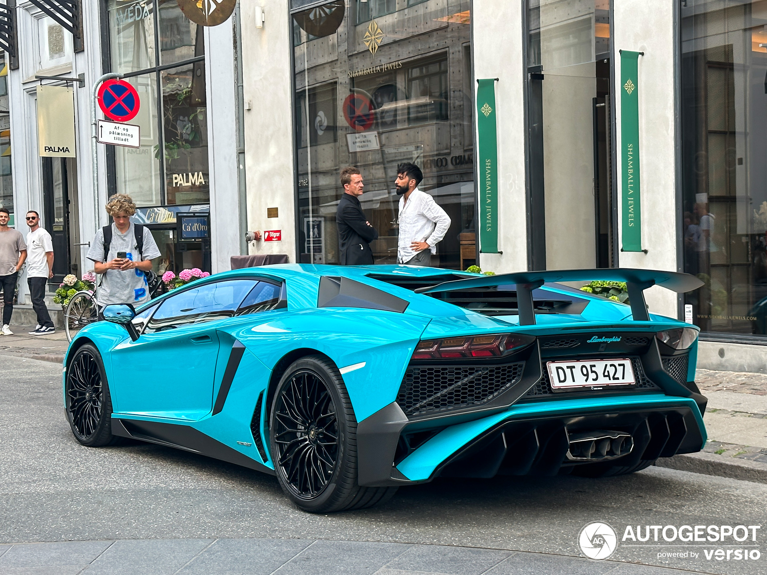 Lamborghini Aventador LP750-4 SuperVeloce