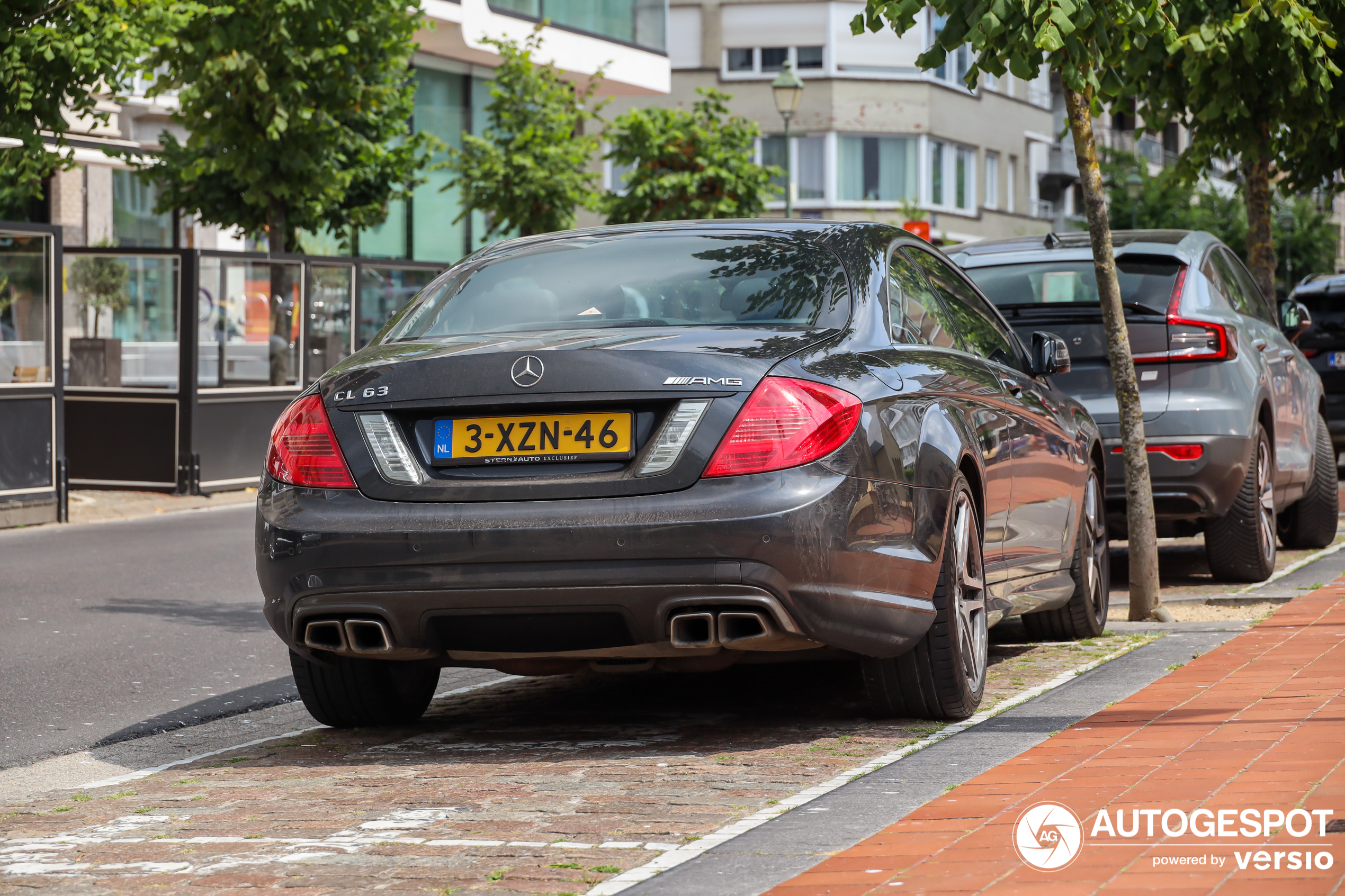 Mercedes-Benz CL 63 AMG C216 2011