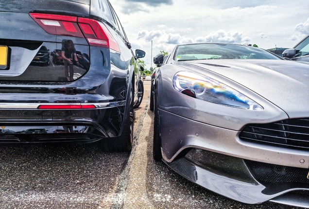 Aston Martin Vanquish 2013