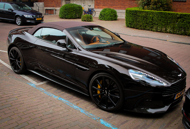 Aston Martin Vanquish Volante