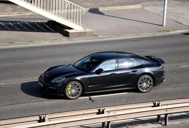 Porsche 971 Panamera Turbo S E-Hybrid