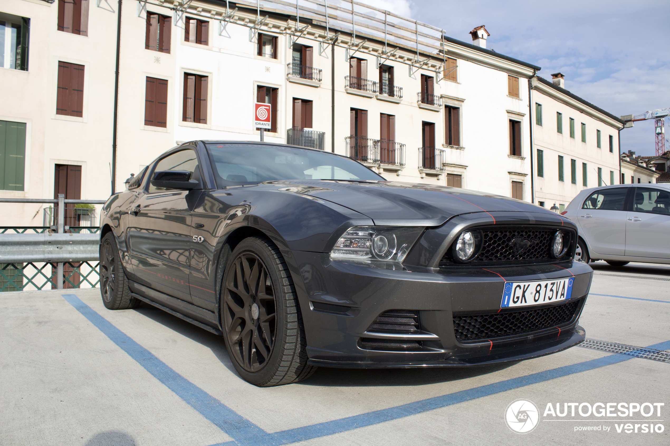 Ford Mustang GT 2013