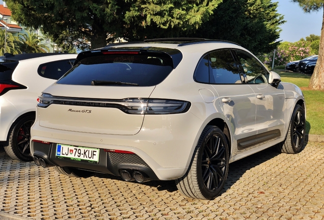 Porsche 95B Macan GTS MkIII