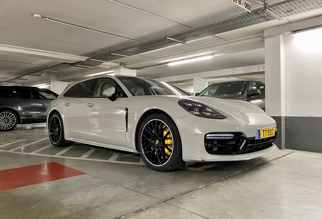 Porsche 971 Panamera Turbo S E-Hybrid Sport Turismo