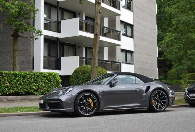 Porsche 992 Turbo S Cabriolet